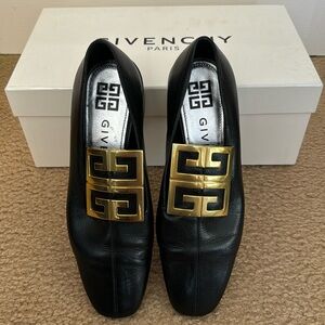 Givenchy 4G loafers. Size 8. Made in Italy. Comes with original box and dust bag